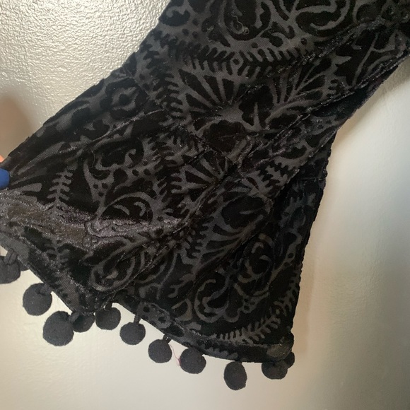 Style & Co | Velvet Ruffle Pompom Three Quarter Length Sleeve Boho Shirt Top - Picture 3 of 7